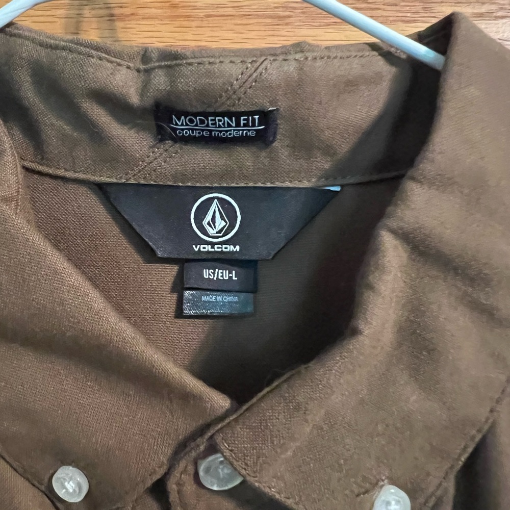 Volcom Button Up Shirt - Picture 5 of 6